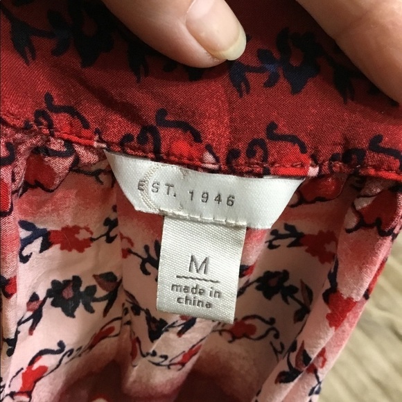 EST 1946 Red, White Black Pattern Stripes  Summer Round Neck Tank Top M - Picture 8 of 8